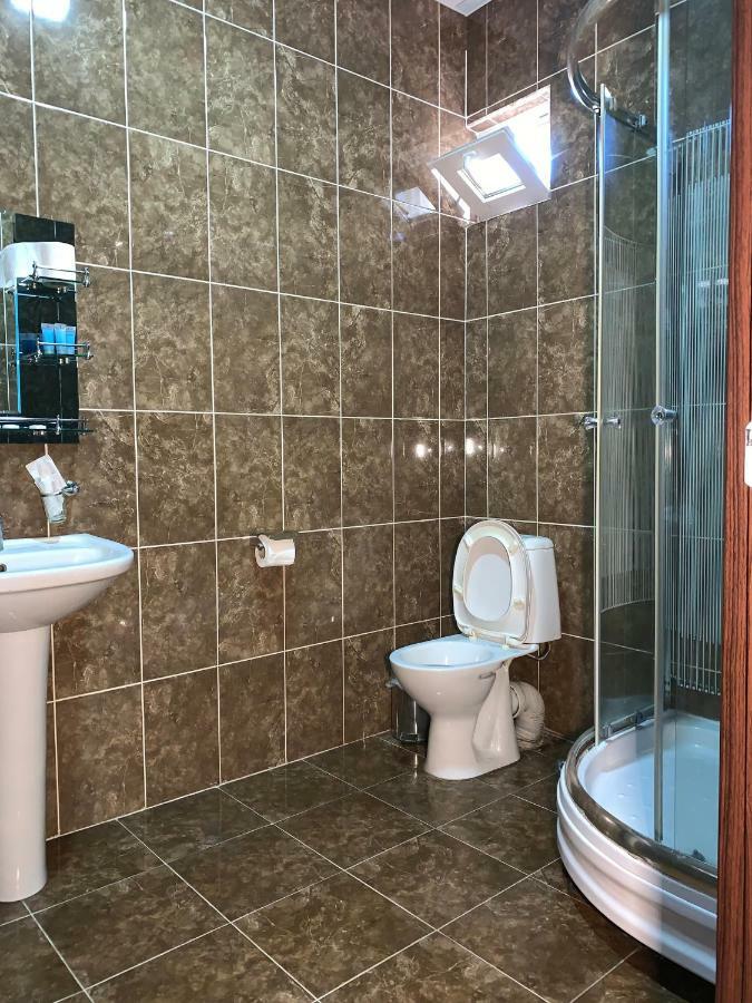Light House Hotel Batumi Esterno foto