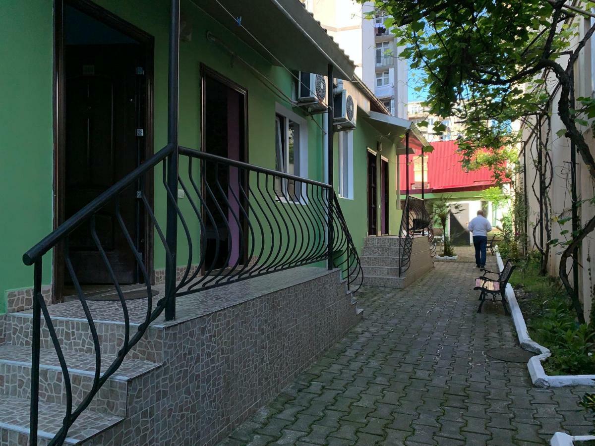 Light House Hotel Batumi Esterno foto